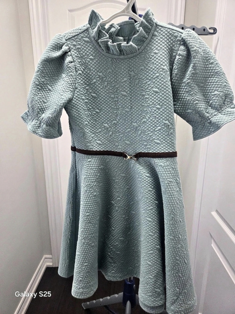 Janie + Jack Girls Quilted Dress in Green Like New